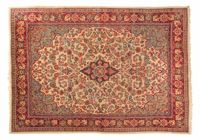 MAHAL carpet (Persia), 1st third of the 20th...