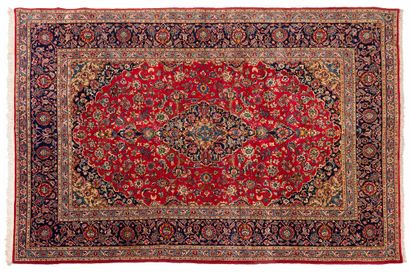 null KACHAN carpet (Iran), 2nd third of the 20th century

Dimensions : 376 x 253cm.

Technical...