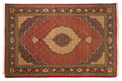 null TABRIZ carpet (Iran), Shah's time, middle of the 20th century

Dimensions :...