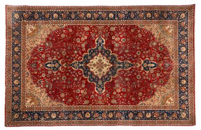 ISPAHAN carpet inlaid with silk (Iran), Shah's...