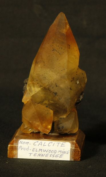 null Cristaux de calcite ocrés, Elmwood mine, Tennessee, H :8,5 cm