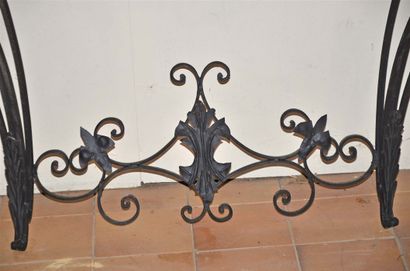 null Console in wrought iron, marble top.