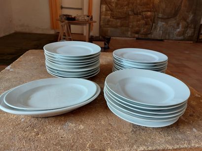 Set of 26 plates and 2 dishes in white porcelain,...