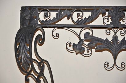 null Console in wrought iron, marble top.