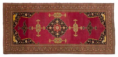 Exceptional carpet KHORASSAN (Persia), end...
