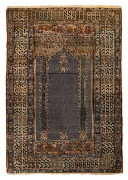 PENDERMA carpet (Asia Minor), late 19th century

Dimensions...