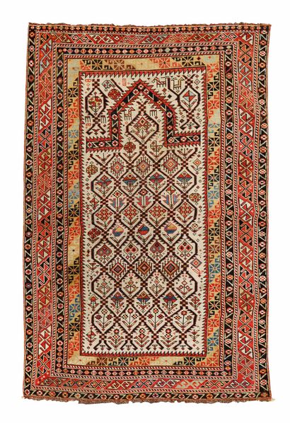 DAGHESTAN (Caucasus) carpet, late 19th century

Dimensions...