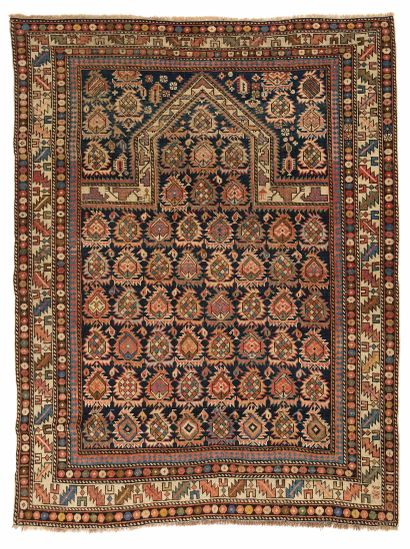 null MARASALI carpet (Caucasus), end of the 19th century

Dimensions : 143 x 132cm.

Technical...