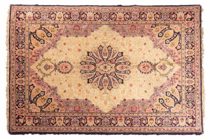 null SEDAN STITCH carpet (mechanical) (France), mid 20th century

Dimensions 240...