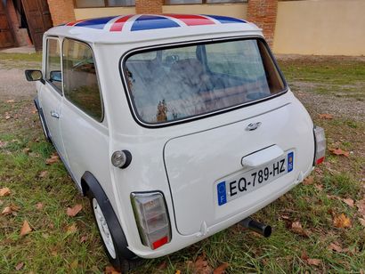BMC Mini 1000 – 1981 One of the last models of the famous English production 81/82.
In...