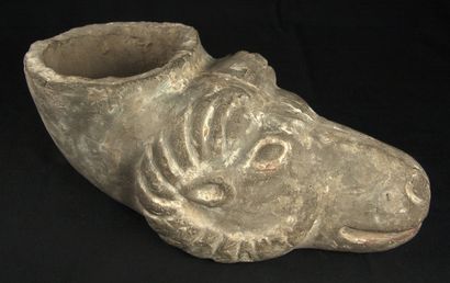 null Grey terracotta rhyton with traces of white slip in the shape of a ram's head...