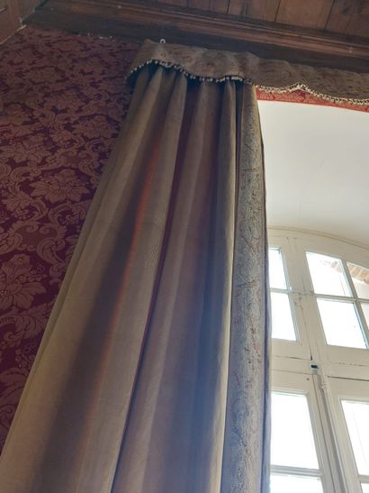 null 2 paires de rideaux en tissu et tapisserie avec cantonnière, époque Napoléon...