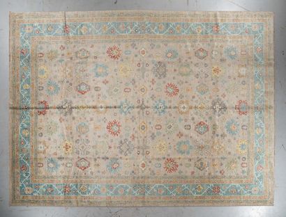 null Exceptional and very important Mahal
Iran
Mid XXth century
Dimensions. 580 x...