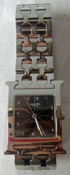 HERMES Montre homme modèle H, en acier, mouvement Quartz. Bracelet en acier