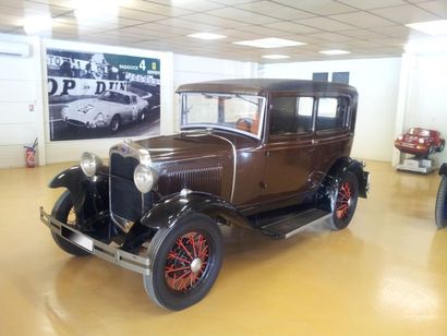 null FORD AF COACH – 1930 ex. Prince RAINIER III
Châssis N°: 6085

Ford réussit à...