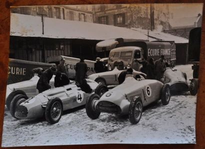 null Ecurie France au GP de Suède 1947. 5 voitures engagées: 3° CHEBOUD sur la Delahaye...