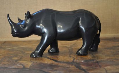 David MESLY (1918-2004). Le Rhinocéros. Bronze EA 2/4, signé. Ht. 32cm-Long. 14c...