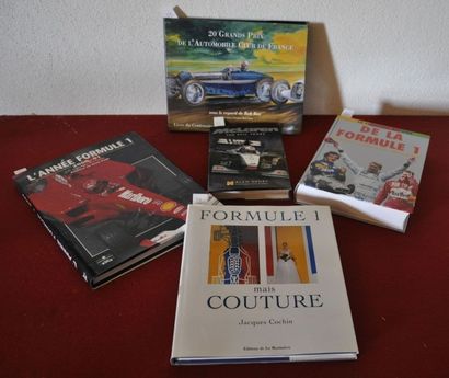 null Formule 1 Lot de 5 livres: "L'année Formule 1, 2000-01" Ed. 2000 + "La Fabuleuse...