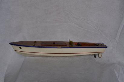 null Racer Kellner ? bateau bois peint avec moteur mécanique- 1930 ? 70 cm.