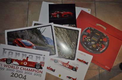 1 Media book Ferrari F 430 et 1 portfolio...