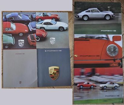Lot de 7 catalogues Porsche