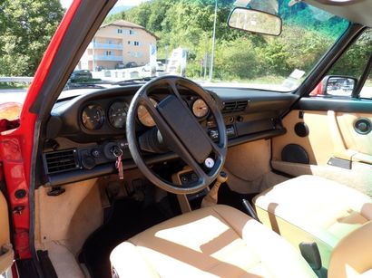 PORSCHE 930 TURBO 3,3 Cabriolet – 1989 Malgré la crise du choc pétrolier en 1973,...