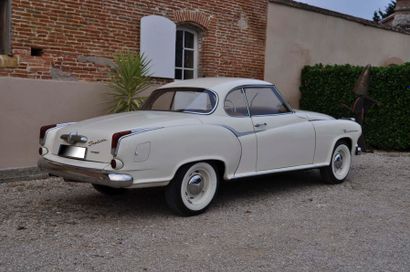 BORGWARD ISABELLA - 1960 L’Isabella est le modèle de luxe de la firme de Brême ;...