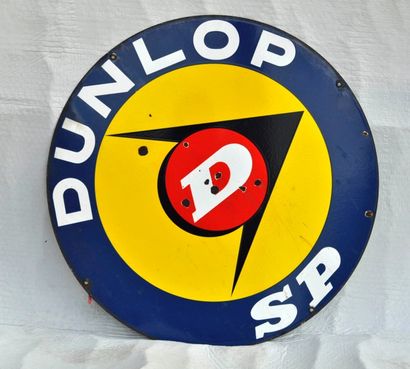null DUNLOP SP. Plaque en tôle émaillée ronde recto-verso, vers 1965 (dans l'état)...