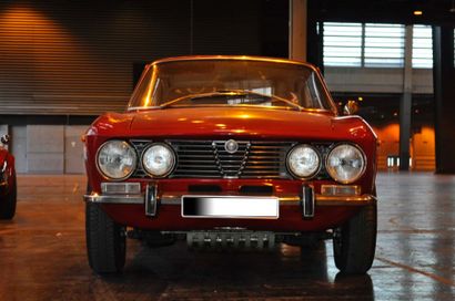 ALFA ROMEO 2000 GT VELOCE - 1973 Appelé coupé Bertone, l’Alfa Romeo Giulia GT jouit...