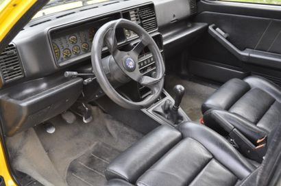 LANCIA DELTA HF 4WD - 1988 Lancia, après la Stratos et la 037 lance la Delta, qui...