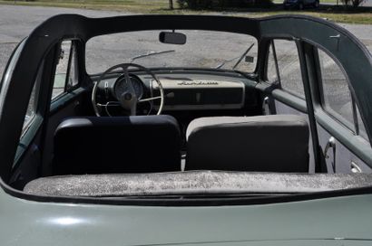 SIMCA ARONDE 90A « Découvrable » - 1958 

La Simca Aronde est produite de 1951 à...