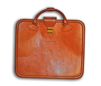 FERRARI Ensemble de 5 bagages pour Testarossa en cuir (avec leur housses) maroquinerie...