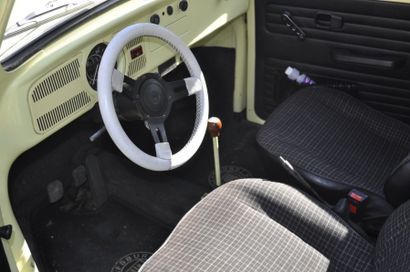 VW COCCINELLE – 1977 N° Série : 1172030006 Une des dernières versions à moteur 50cv,...