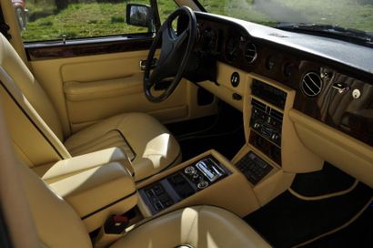 BENTLEY Bentley Mulsanne Eight -1991 
 
Produite de 1984 à 1992, la Bentley Eight...