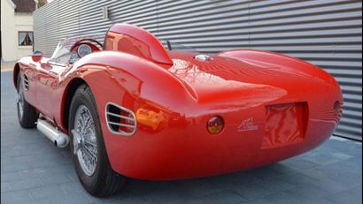 Ferrari Dino 196 S Evocation En 1959 est réalisée la 196S sur une magnifique carrosserie...