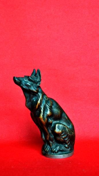 null Le loup. Bronze. Ht. 12cm