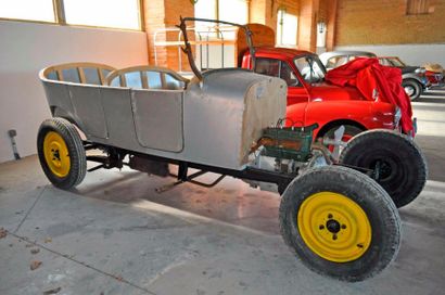 CITROËN B2 TORPEDO 1925 Cette Citroën B2 est un projet de restauration des plus intéressants....