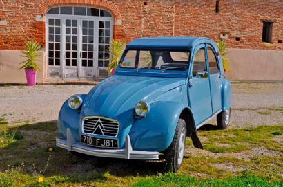 CITROËN 2CV AZA 1963 Véritable révolution à sa sortie en 1948, la Citroën 2cv fait...
