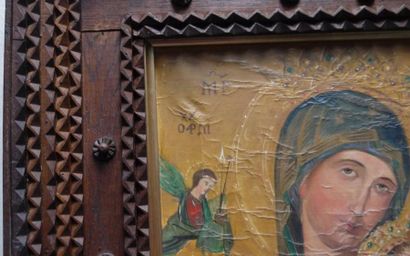 null Huile sur papier marouflé, Vierge à l'Enfant, dans un cadre en bois dans le...