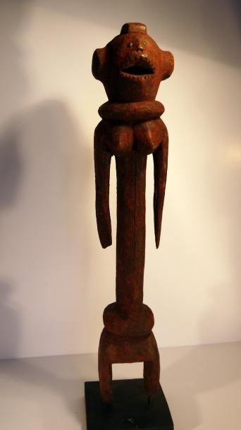 null Montol - Nigeria - Statue de femme - engobe rouge crouteuse - scarification...