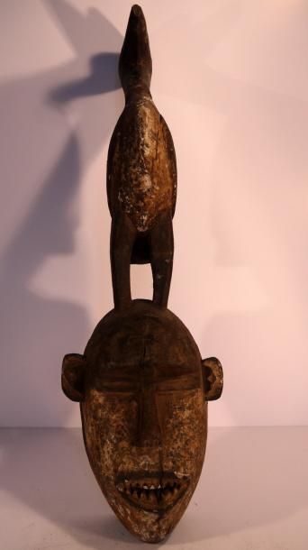  Gurunsi - masque oiseau en bois indigène et pigments naturel ) réparations anciennes)...
