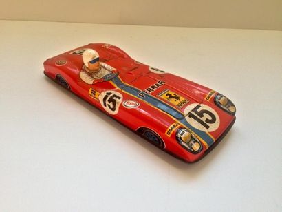null Jouet Ferrari vers les années 1960/1970