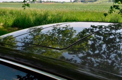 MERCEDES BENZ 560 SEC 1988 Donnant suite à une longue tradition de coupés Grand Tourisme,...