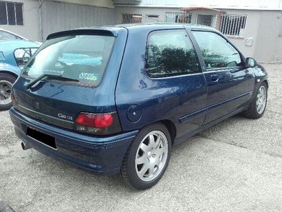 RENAULT Clio 16S 1992 Apparue en 1991, la Renault Clio 16S allait réussir le pari...