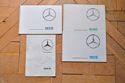 null Mercedes Benz. Lot de 4 brochures publicitaires Mercedes 220S/SE, 200 D, 19...