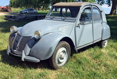 CITROËN 2CV AZ - 1959 Véritable révolution à sa sortie en 1948, la Citroën 2cv fait...