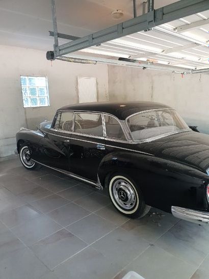 Mercedes 300 Adenauer - 1960 N° de Série: 18901010002054 Ex. Ambassade d'Allemagne...