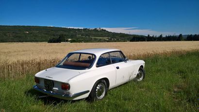 Alfa Romeo 1300 Junior - 1971 N° de Série: 1269281 Certificat d'immatriculation:...