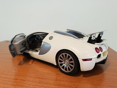 Bugatti Veron EB 16-4 1/18