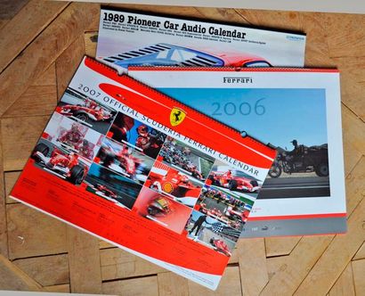 Lot de 3 calendriers Ferrari: 1989 Pioneer...